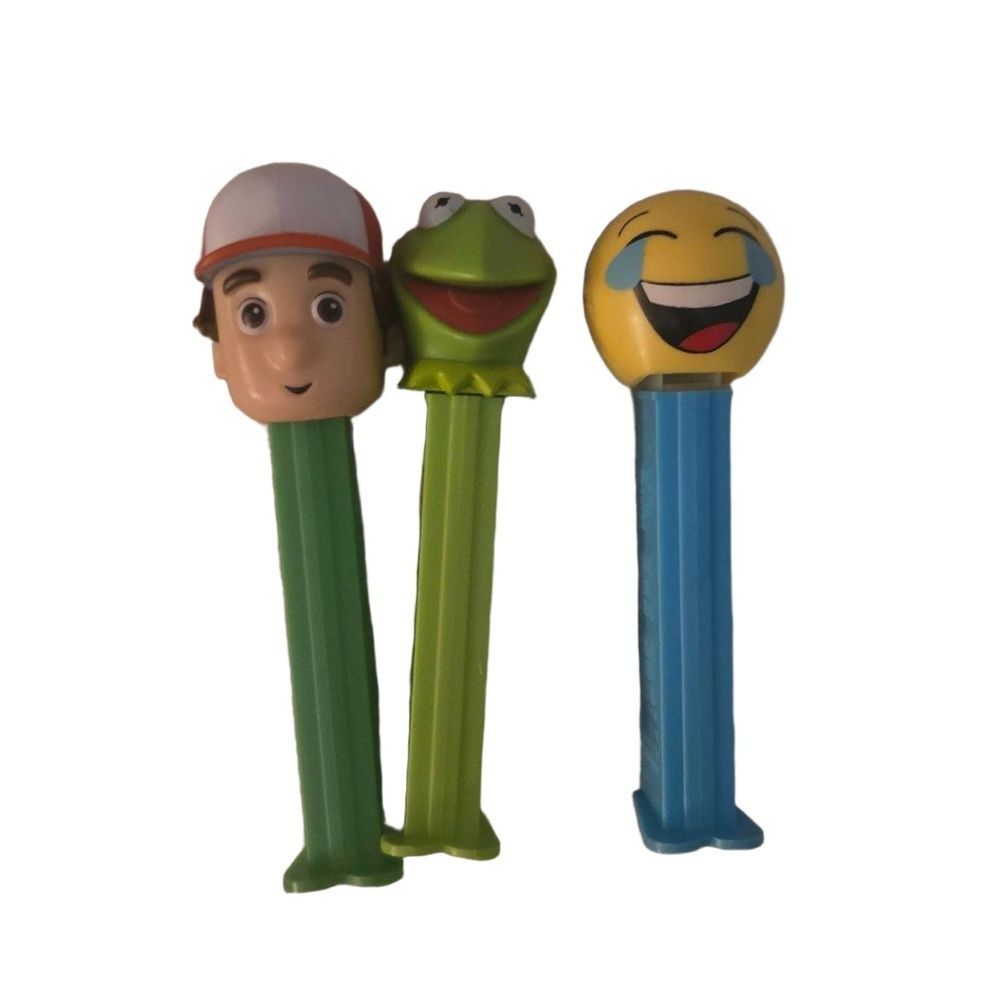 Vintage PEZ Character Candy Dispensers Lot 7 Muppets Santa Boy Duck  Collectible - Picture 2 of 4